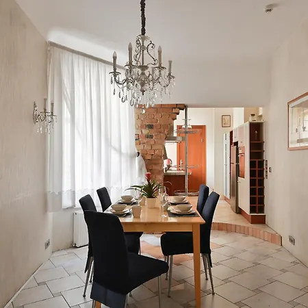 2-bdrm Quiet * リガ