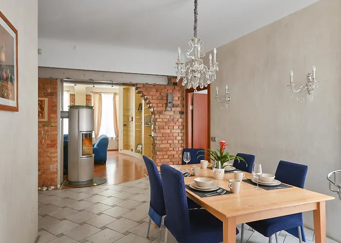 Apartment 2-bdrm Quiet *