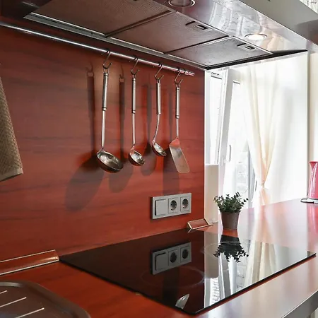 2-bdrm Quiet