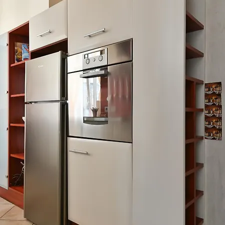 2-bdrm Quiet Daire *